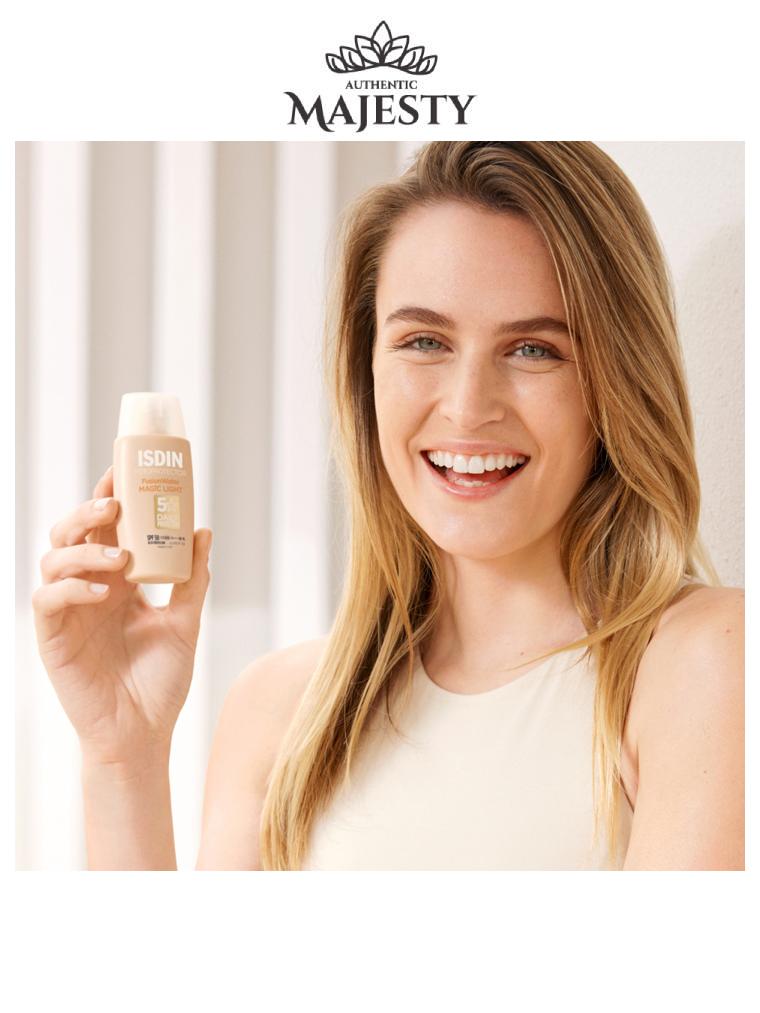 ISDIN Fotoprotector  Fusion Water MAGIC Light SPF 50 - 50ml -